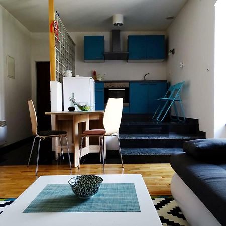 Apartment Naita Sinj Exterior foto