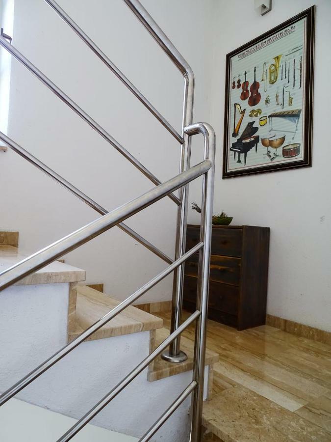 Apartment Naita Sinj Exterior foto
